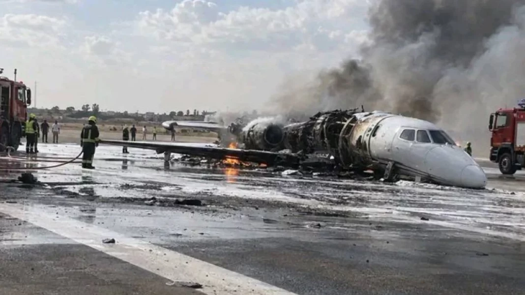 maketa-libyh-aeroporiko Συνελήφθησαν για μέθη οι πιλότοι του αεροσκάφους Τούρκου δισεκατομμυριούχου στη Λιβύη που πήρε φωτιά κατά την προσγείωση