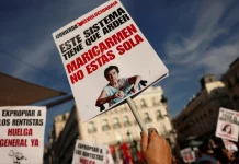 Ανατροπή στη Μαδρίτη: Η 87χρονη Μαρικάρμεν επιστρέφει στο σπίτι όπου έζησε 70 χρόνια, μετά την έξωση που προκάλεσε οργή