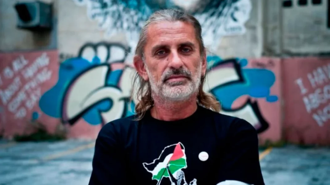 marios_lolos_maketa Μάριος Λώλος: Διασύρομαι στα social ως βιαστής - κακοποιητής με ανώνυμη καταγγελία, προσφεύγω στη δικαιοσύνη, λέει ο…