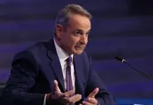 Καρφιά Μητσοτάκη για Σαμαρά: Διαθέτει τεχνογνωσία για το πώς να κάνει κακό στην παράταξη Καρφιά Μητσοτάκη για Σαμαρά: Διαθέτει τεχνογνωσία για το πώς να κάνει κακό στην παράταξη