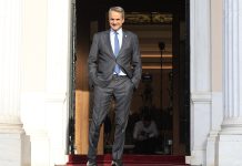 Προεκλογικό επίδομα στους δημοσίους υπαλλήλους το Μάρτιο Προεκλογικό επίδομα στους δημοσίους υπαλλήλους το Μάρτιο