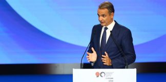 Σόου ήταν και πέρασαν τα μέτρα της ΔΕΘ