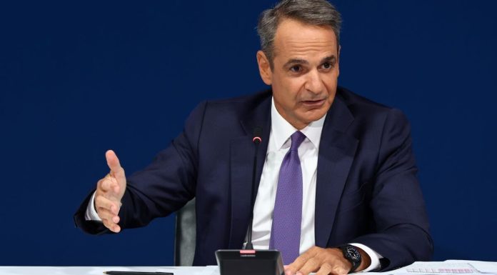 Κυβέρνηση: ΔΕΘ χωρίς πολιτική ανάταση – Απέναντι στο ασθενές κοινωνικό αποτύπωμα, ο σχεδιασμός του φθινοπώρου Από τη ΔΕΘ αρχίζει ο μακρύς δρόμος για τις κάλπες: Σχεδιασμοί και κίνδυνοι