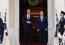Eπαφές του Πρωθυπουργού στην Αίγυπτο: Στο επίκεντρο η ενέργεια και οι γεωπολιτικές εξελίξεις