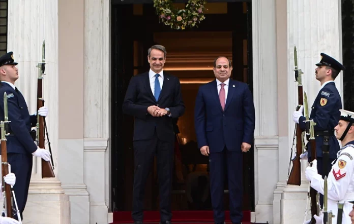 Eπαφές του Πρωθυπουργού στην Αίγυπτο: Στο επίκεντρο η ενέργεια και οι γεωπολιτικές εξελίξεις