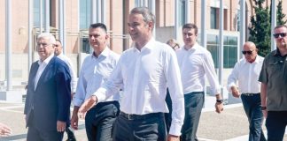 ΔΕΘ: Η ετήσια παράσταση του «λεφτά υπάρχουν»… Mια από τα ίδια δηλαδή!