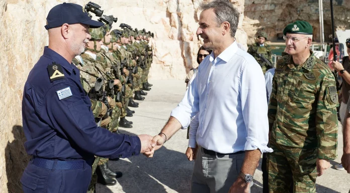 Hürriyet για την επίσκεψη Μητσοτάκη στο Καστελλόριζο: «Σόου και εκλογική επένδυση» Προκλητική Hürriyet για την επίσκεψη Μητσοτάκη στο Καστελλόριζο: «Σόου και εκλογική επένδυση»