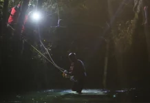 λυμπερόπουλος απεργία ταξί μείνουμε έξω - Λυμπερόπουλος για απεργία ταξί: «Θα μείνουμε έξω από το Υπουργείο 48 ώρες»
