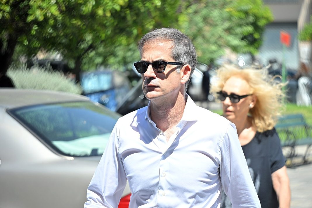Μπακογιάννης: Ο κόσμος το έχει τούμπανο κι εμείς κρυφό καμάρι το ότι υπάρχει αλαζονεία στην κυβέρνηση