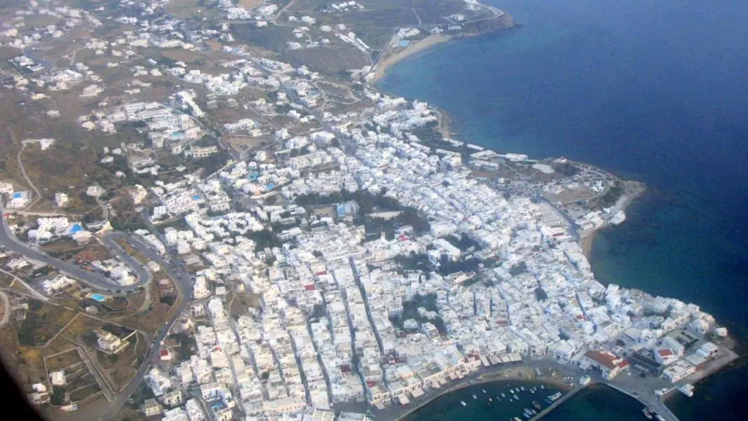 mykonos-aerofotografia-new Πολεοδομία Μυκόνου: Ξεκινούν σαρωτικοί έλεγχοι από ειδικό κλιμάκιο