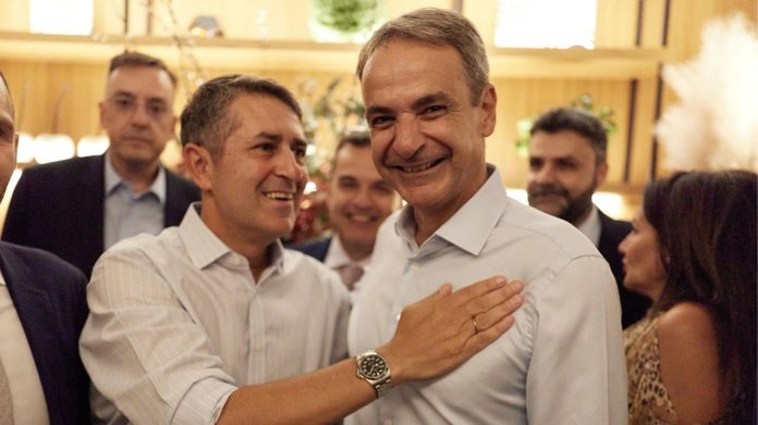 Γιώργος Μυλωνάκης: «Μετά από μια δύσκολη δοκιμασία, βρίσκομαι ξανά δίπλα στον Πρωθυπουργό» Γιώργος Μυλωνάκης: «Μετά από μια δύσκολη δοκιμασία, βρίσκομαι ξανά δίπλα στον Πρωθυπουργό»