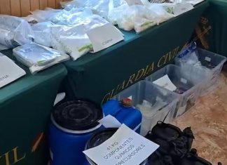 Κύκλωμα στην Ισπανία έστελνε ναρκωτικά με ταχυδρομείο σε ΗΠΑ, Αυστραλία και ακόμα 43 χώρες Κύκλωμα στην Ισπανία έστελνε ναρκωτικά με ταχυδρομείο σε ΗΠΑ, Αυστραλία και ακόμα 43 χώρες