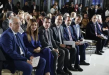 Η “πάλη των τάξεων” στο εσωτερικό της ΝΔ