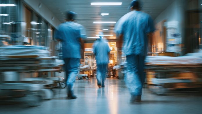 Νοσηλευτές στα κάγκελα μετά τη ΔΕΘ: «Σύγχρονο ΕΣΥ χωρίς νοσηλευτές δεν υπάρχει»
