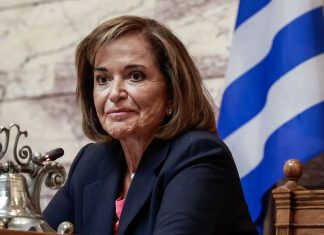 Ντόρα Μπακογιάννη: Ο Σαμαράς έβγαλε τρομερή χολή