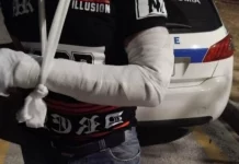 Ρομά στον Βόλο έσπασε με σκουπόξυλο το χέρι ταξιτζή που αρνήθηκε να επιβιβάσει τον ίδιο και τον πατέρα του, «πήγε να…