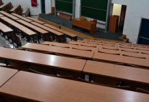 Λαζαράτος: Μήνυση κατά του υπουργείου Παιδείας για τα ιδιωτικά πανεπιστήμια Λαζαράτος: Μήνυση κατά του υπουργείου Παιδείας για τα ιδιωτικά πανεπιστήμια