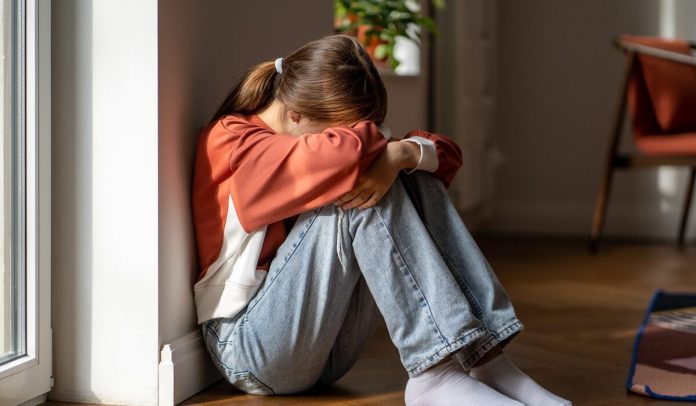 «Υπάρχουν παιδιά που ζουν από τύχη»: Τεράστια τα κενά στο σύστημα παιδικής προστασίας