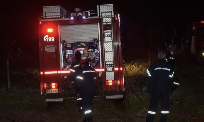 Ηράκλειο: Μεγάλη φωτιά σε καθαριστήριο στη ΒΙΠΕ - Ισχυρή κινητοποίηση της Πυροσβεστικής