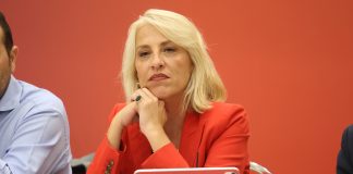 Δούρου: Η ΝΔ εκβιάζει την ψήφο με τα ελληνοτουρκικά