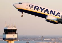 Ryanair: Πτήση – θρίλερ και προσγείωση με… ατμούς στα καύσιμα