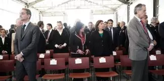 «Μύλος» η δεξιά πολυκατοικία – ποιος είναι πιο anti woke