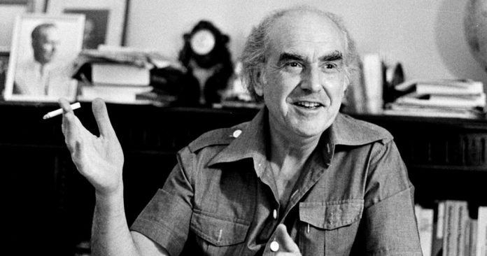 ΠΑΣΟΚ: «Μ’ αρέσει το όνομα που βγάλατε, Κίμωνα»