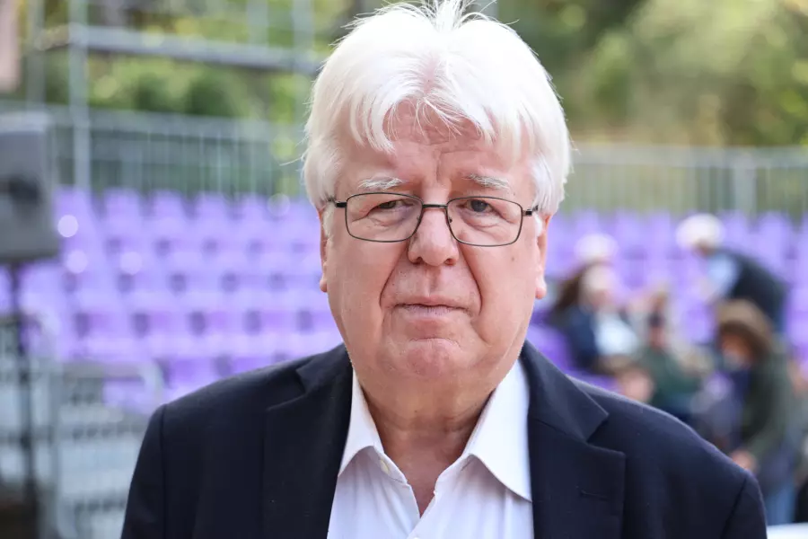 Δεν έχει πρόβλημα ο Τσίπρας να αδειάσει συνεργάτες του