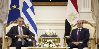 Συναντήθηκαν Μητσοτάκης και Σίσι: Στο επίκεντρο η ηλεκτρική διασύνδεση Ελλάδας-Αιγύπτου Συναντήθηκαν Μητσοτάκης και Σίσι: Στο επίκεντρο η ηλεκτρική διασύνδεση Ελλάδας-Αιγύπτου
