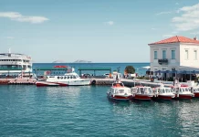 Έκλεψαν 40.000 ευρώ από σπίτι στις Σπέτσες και το έσκασαν με θαλάσσιο ταξί, τους συνέλαβαν στην Αργολίδα