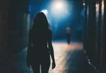 Θεσσαλονίκη: Stalker “βομβάρδιζε” με μηνύματα στο… IRIS την πρώην του και καταδικάστηκε