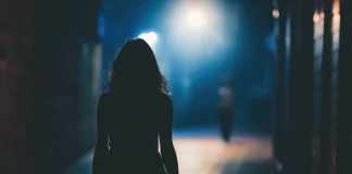 Θεσσαλονίκη: Stalker “βομβάρδιζε” με μηνύματα στο… IRIS την πρώην του και καταδικάστηκε Θεσσαλονίκη: Stalker “βομβάρδιζε” με μηνύματα στο… IRIS την πρώην του και καταδικάστηκε
