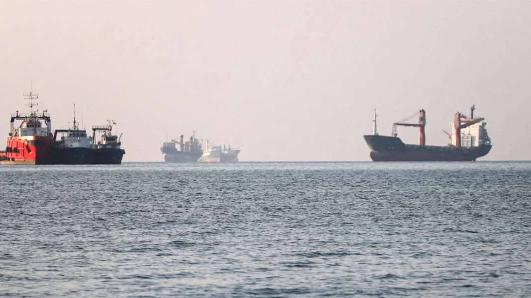 stena_tou_hormuz_2_mk «Ανάσα» στα Στενά του Ορμούζ: 60 πλοία πέρασαν σε μία ημέρα παρά τον πόλεμο ΗΠΑ - Ιράν