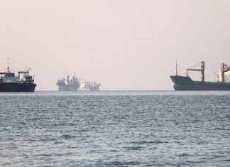 «Ανάσα» στα Στενά του Ορμούζ: 60 πλοία πέρασαν σε μία ημέρα παρά τον πόλεμο ΗΠΑ – Ιράν «Ανάσα» στα Στενά του Ορμούζ: 60 πλοία πέρασαν σε μία ημέρα παρά τον πόλεμο ΗΠΑ - Ιράν