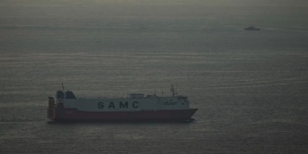 strait_of_hormuz_0.jpg Ιράν: Οι Φρουροί της Επανάστασης έπληξαν πετρελαιοφόρο στο Στενό του Ορμούζ