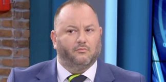 Ελεύθερος ο δικηγόρος Ανδρέας Θεοδωρόπουλος: Η σύλληψη μετά από live στο Tik Tok Ελεύθερος ο δικηγόρος Ανδρέας Θεοδωρόπουλος: Η σύλληψη μετά από live στο Tik Tok