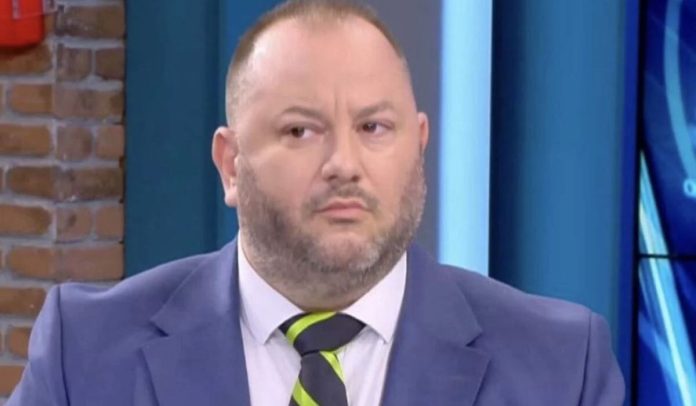 Ελεύθερος ο δικηγόρος Ανδρέας Θεοδωρόπουλος: Η σύλληψη μετά από live στο Tik Tok