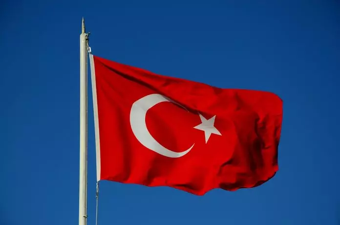Τουρκία: Δικαστήριο διέταξε την προφυλάκιση 16 ατόμων στη Σμύρνη σε χώρους της κοινότητας ΛΟΑΤΚΙ+ Τουρκία: Δικαστήριο διέταξε την προφυλάκιση 16 ατόμων στη Σμύρνη σε χώρους της κοινότητας ΛΟΑΤΚΙ+
