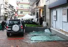Έκρηξη σε τράπεζα στην Θεσσαλονίκη: Καταδικάστηκαν δύο, αθωώθηκε ένας Έκρηξη σε τράπεζα στην Θεσσαλονίκη: Καταδικάστηκαν δύο, αθωώθηκε ένας