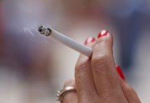 Στο εδώλιο και πάλι η 32χρονη από την Λάρισα που έσβηνε τσιγάρα στα κορμιά των ανήλικων παιδιών της