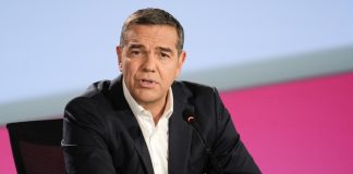 Νέα πρόσωπα για την ΕΛΑΣ: Ποιους ετοιμάζεται να ρίξει στη «μάχη των παραθύρων» ο Αλέξης Τσίπρας Νέα πρόσωπα για την ΕΛΑΣ: Ποιους ετοιμάζεται να ρίξει στη «μάχη των παραθύρων» ο Αλέξης Τσίπρας