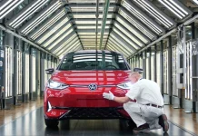Volkswagen: 100.000 θέσεις στον βωμό της νέας εποχής – Η Κίνα αλλάζει τον χάρτη της γερμανικής αυτοκινητοβιομηχανίας ίλιγγος πλούτη γαλάζιων - Ίλιγγος από τα πλούτη των «γαλάζιων»!