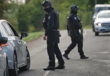 Ανατροπή στην υπόθεση RAF Fairford στη Βρετανία: Ένας από τους πέντε συλληφθέντες είχε καλέσει ο ίδιος την αστυνομία
