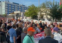 Θεσσαλονίκη: Οι υγειονομικοί ζητούν ενίσχυση του ΕΣΥ – “Βλέπουμε φιέστες και όχι προσωπικό”