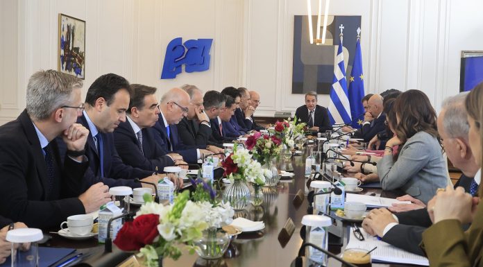 Συναγερμός στη ΝΔ για τη Βόρεια Ελλάδα: 42 υπουργοί και υφυπουργοί σε περιοδείες πριν από τη ΔΕΘ