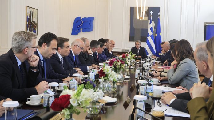 Συναγερμός στη ΝΔ για τη Βόρεια Ελλάδα: 42 υπουργοί και υφυπουργοί σε περιοδείες πριν από τη ΔΕΘ