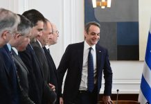 «Κόκκινο φως» στις φήμες για ανασχηματισμό - Οι μύχιοι πόθοι των βουλευτών και η απόφαση από τον Κ. Μητσοτάκη...