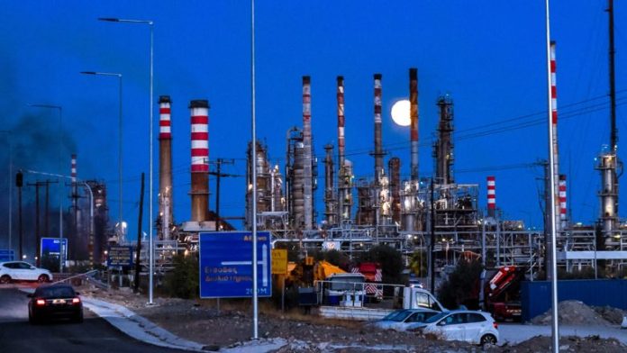 Κατέληξε και ο δεύτερος πολυτραυματίας εργάτης της Motor Oil Κατέληξε και ο δεύτερος πολυτραυματίας εργάτης της Motor Oil