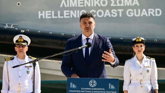 Πυροσβεστικά μέσα πλοίων: Το υπουργείο Ναυτιλίας έκλεισε τα αυτιά στις προειδοποιήσεις Πυροσβεστικά μέσα πλοίων: Το υπουργείο Ναυτιλίας έκλεισε τα αυτιά στις προειδοποιήσεις