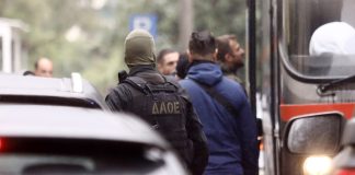 Προφυλακιστέοι τρεις κατηγορούμενοι για το «Χωριάτικο» – Σήμερα η απολογία του φερόμενου ως «εγκεφάλου» Προφυλακιστέοι τρεις κατηγορούμενοι για το «Χωριάτικο» – Σήμερα η απολογία του φερόμενου ως «εγκεφάλου»